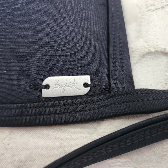 Tropik Black Push-up String Bikini Top Large - Picture 2 of 4